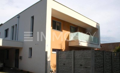 Elegantes Familienidyll mit großem Freiraum- Hochwertig, neuwertig!