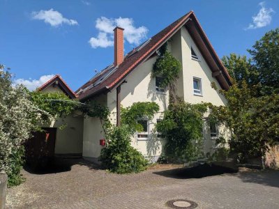 Haus in außergewöhnlicher Lage und Ausstattung