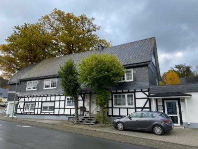 +++RESERVIERT+++Wohn- und Geschäftshaus - Renditeobjekt in Wingeshausen