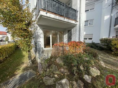 Gemütlich wohnen in schöner Umgebung - Gepflegte Hochparterre-Wohnung mit Terrasse und Stellplatz