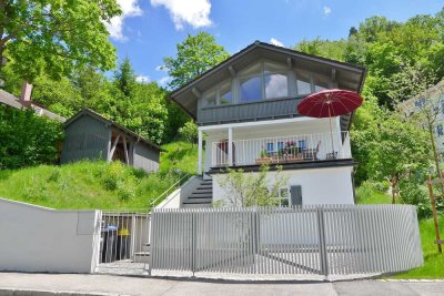GELB Immobilien - Exzellent saniertes 30'er Jahre Häuschen mit hochklassiger Ästhetik & See-Terrasse