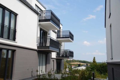 ***Charmante 2-ZKB EG-Wohnung -Terrasse & Gartenanteil - TG-Stellplatz***