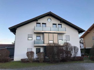 Helle Wohnung mit Balkon - Bergblick  in Rohrdorf, 2 Zimmer