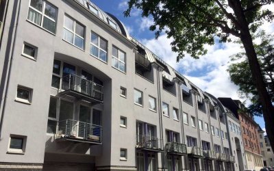 helle lichtdurchflutete Wohnung, Terrasse ruhige Lage für 1 Person geräumiges Studentenapartment