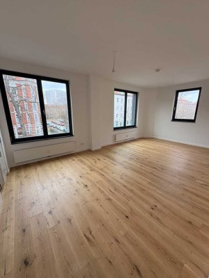 3 Zimmer Wohnung im Industriedenkmal mit EBK und Parkett