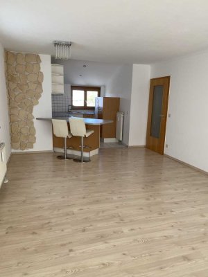 Sonnige Dachterrassenwohnung über den Dächern Dingolfings