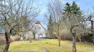 Einzelstehendes Einfamilienhaus mit großem Garten in Berlin Mahlsdorf (Hellersdorf)