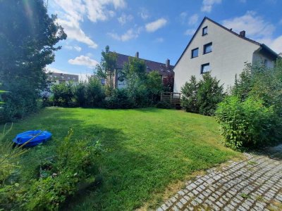 Schöne 3,5-Zimmer-Hochparterre-Wohnung mit Balkon in Stadthagen
