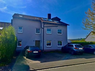 Attraktives Mehrfamilienhaus mit drei Einheiten in Heidingsfeld