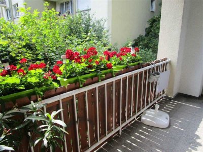 Schöne 2-Zimmer-Wohnung in Leverkusen Alkenrath in 4 Parteienhaus