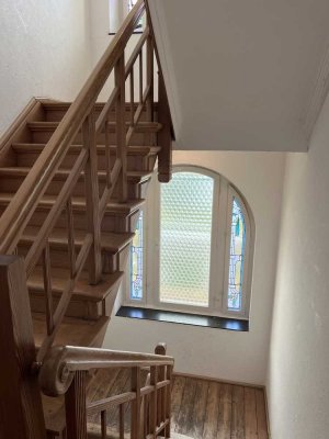 **Traumhafte 4 Zimmer-Altbaumaisonette in zentraler Lage von Wermelskirchen **