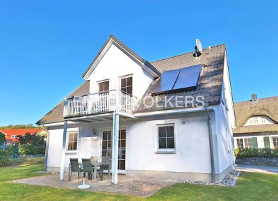 Zweifamilienhaus in beliebter Ferienhaussiedlung vom Ostseebad Koserow