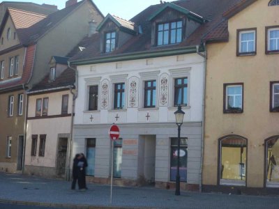 Wohn- und Geschäftshaus  im Zentrum von Naumburg/Saale – Fachwerkhaus – Fassade Denkmalschutz - 2 GE