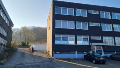 Renditestark investieren: Vermietetes Wohn- und Geschäftshaus mit Entwicklungsspielraum