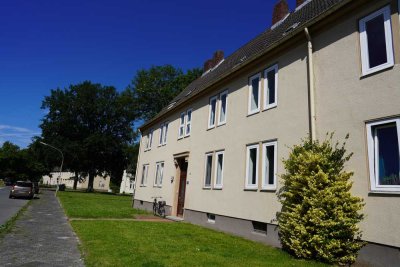 Tolle 3- Zimmer Wohnung mit Badewanne!