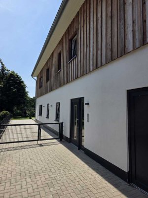 Wunderschöne 4-Zimmer-Wohnung mit traumhaftem Garten in Mariensee