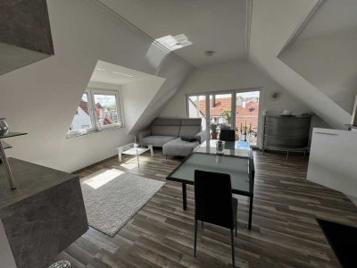 Exklusive 3,5-Raum-DG-Wohnung mit gehobener Innenausstattung mit Einbauküche in Ostfildern