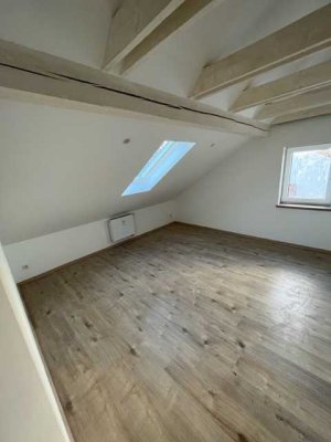 Helle, neuwertige 3-Zi-Whg, in Mimberg, tolle Lage