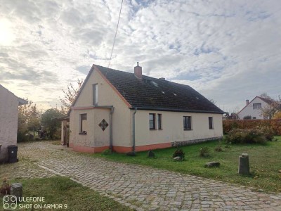 Kaum zu haben ?!  Kleinbauernhaus in ruhiger Ortsrandlage - ideal für Tierhaltung