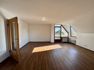 Sehr schöne innenstadtnah gelegene 3-Zimmerwohnung mit sonnigem Balkon