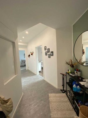 Helle 2-Zimmer-Wohnung (73 m²) mit Balkon in Koblenz-Rauental