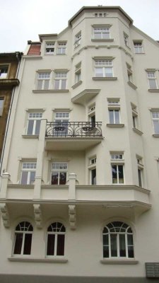 Schöne 2 Zimmer Wohnung in Zentrumslage