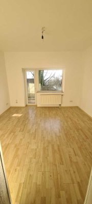 2-Zimmer Wohnung mit Balkon im Erdgeschoss in Remscheid, Königstr. am Stadtpark