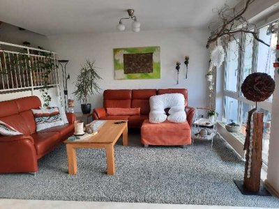 Günstiges, gepflegtes 5-Zimmer-Reihenhaus mit EBK in Weißenhorn