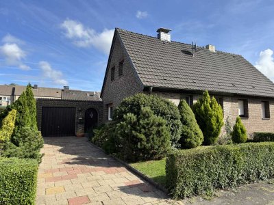 Schönes Einfamilienhaus / DHH mit Anbau und viel Platz / Potenzial zu verkaufen!!! Privatverkauf!!!