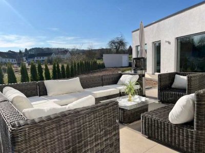 Lichtdurchflutete Luxusvilla mit Einliegerwohnung in Nohfelden-Sötern