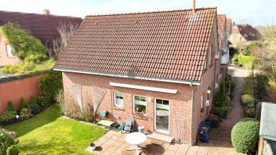 BEREITS KÄUFER GEFUNDEN!Wolthusen! Reihenendhaus mit Garten, 3 Terrassen & Carport in begehrter Lage