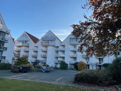 Exclusive, vollständig renovierte 1-Zimmer-Wohnung mit gehobener Innenausstattung mit Balkon und EBK