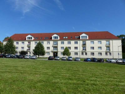 Helle und geräumige 2-Zimmer-DG-Wohnung in bester Nachbarschaft