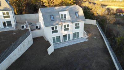NEUE PREISE! Großzügige Doppelhaushälfte in Bad Fischau