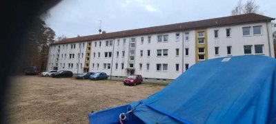 Attraktive und vollst. renovierte 3-Zimmer-Erdgeschosswohnung mit Balkon