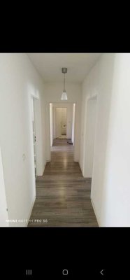 3500 € - 130 m² - 6.0 Zi.
Haus auch an WG oder Firmen