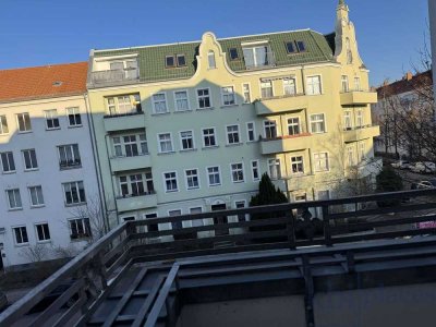 Ruhige drei Zimmerwohnung mit zwei Balkonen