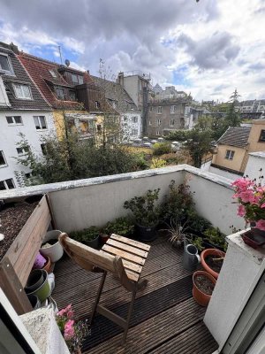 Modernisierte Zwei-Zimmer-Wohnung in Nähe des Mediaparkes