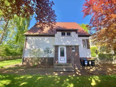 Einfamilienhaus mit großem Grundstück in zentraler Lage von Langenhagen