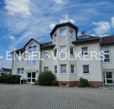 2-ZIMMER-DACHGESCHOSSWOHNUNG MIT BALKON IN RUHIGER WOHNLAGE