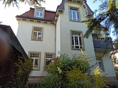 2-Zimmer-Wohnung in elbnaher Stadtvilla im östl. Blasewitz