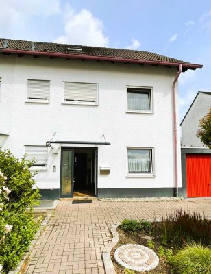 Doppelhaushälfte mit Einliegerwohnung