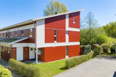 Ansprechendes und ökologisch gebautes Reihenendhaus