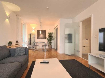 Exklusive 3 Zi-Wohnung: Hell Barrierefrei Möbliert 2 Balkone Alpenblick. Unbefristet oder auf Zeit