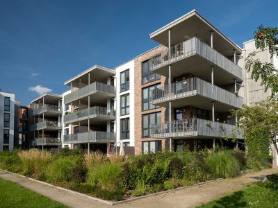 Wohnen im Park -schöne 3-Zimmer-Wohnung im 2. OG mit Balkon mit Blick ins Grüne