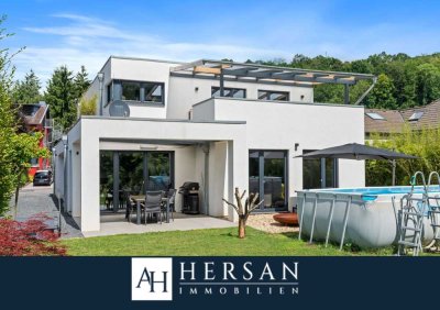 Exklusives Wohnen am Hasselbach – großzügiges Einfamilienhaus mit Traumgrundstück!