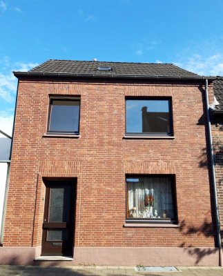 Kevelaer City Einfamilienh. - stark renovierungsbedürftig - 152 m² Wfl. - 5 Z-KDB - 182 m² Grundst.