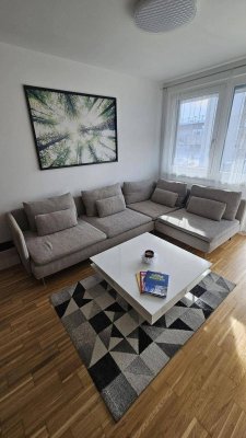 Moderne 2-Zimmer-Wohnung mit Einbauküche, Balkon &amp; TG-Stellplatz – ruhig &amp; grün in Favoriten (Provisionsfrei)