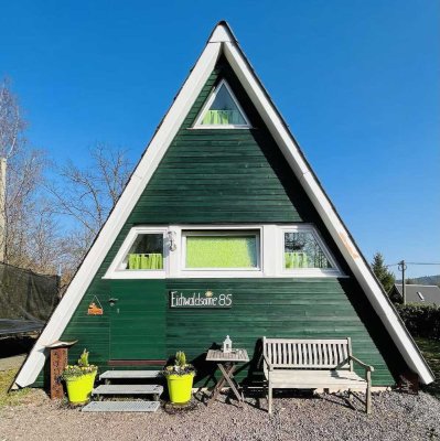 Ferienhaus - Top Ausstattung mit Veranda und Garten in exponierter Lage