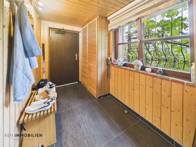 Renovierungsbedürftiges Einfamilienhaus mit großem Potenzial – freistehend und ruhig gelegen